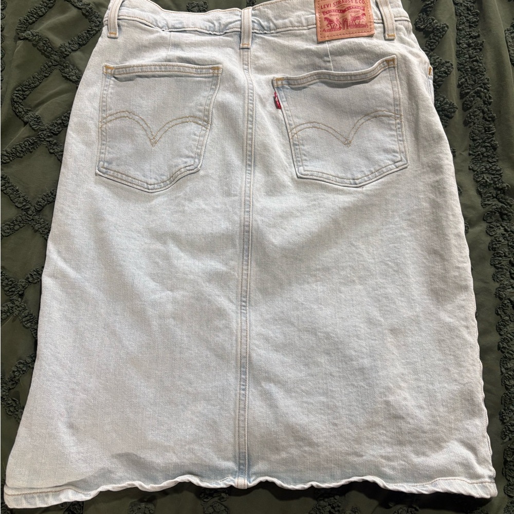 Levi's Light Blue Denim Midi Skirt - Picture 2 of 4